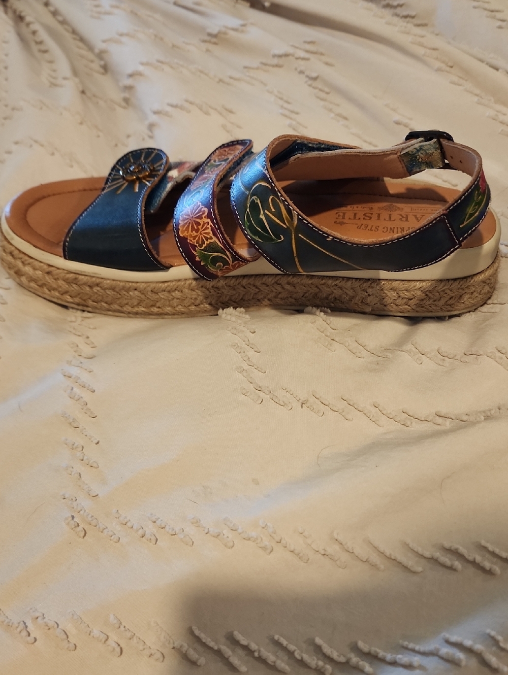 Artisan Floral Embroidered Platform Sandals - Navy & Multicolor - Picture 2 of 11